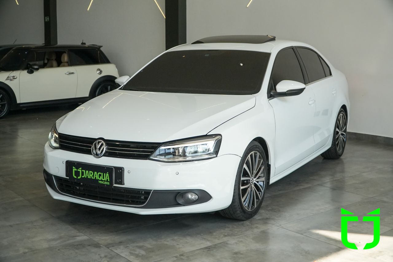 Volkswagen Jetta 2.0 4P TSI HIGHLINE 211 CV AUTOMÁTICO 2014 Branco - foto 3