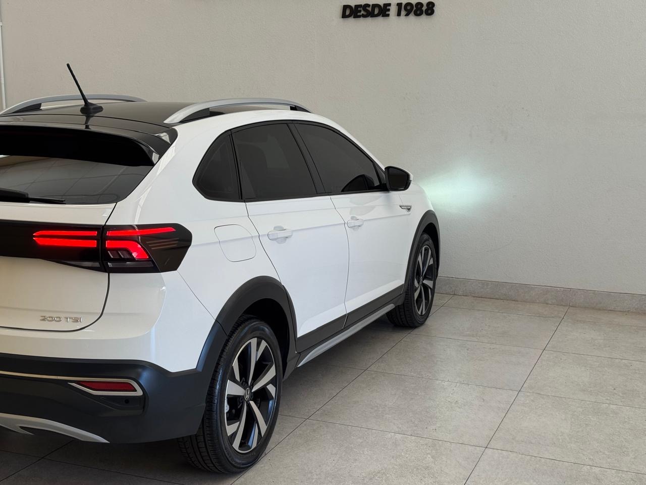 Volkswagen Nivus 1.0 4p Flex 200 Tsi Highline Turbo Automático Branco 2022 - Ayrton Automóveis