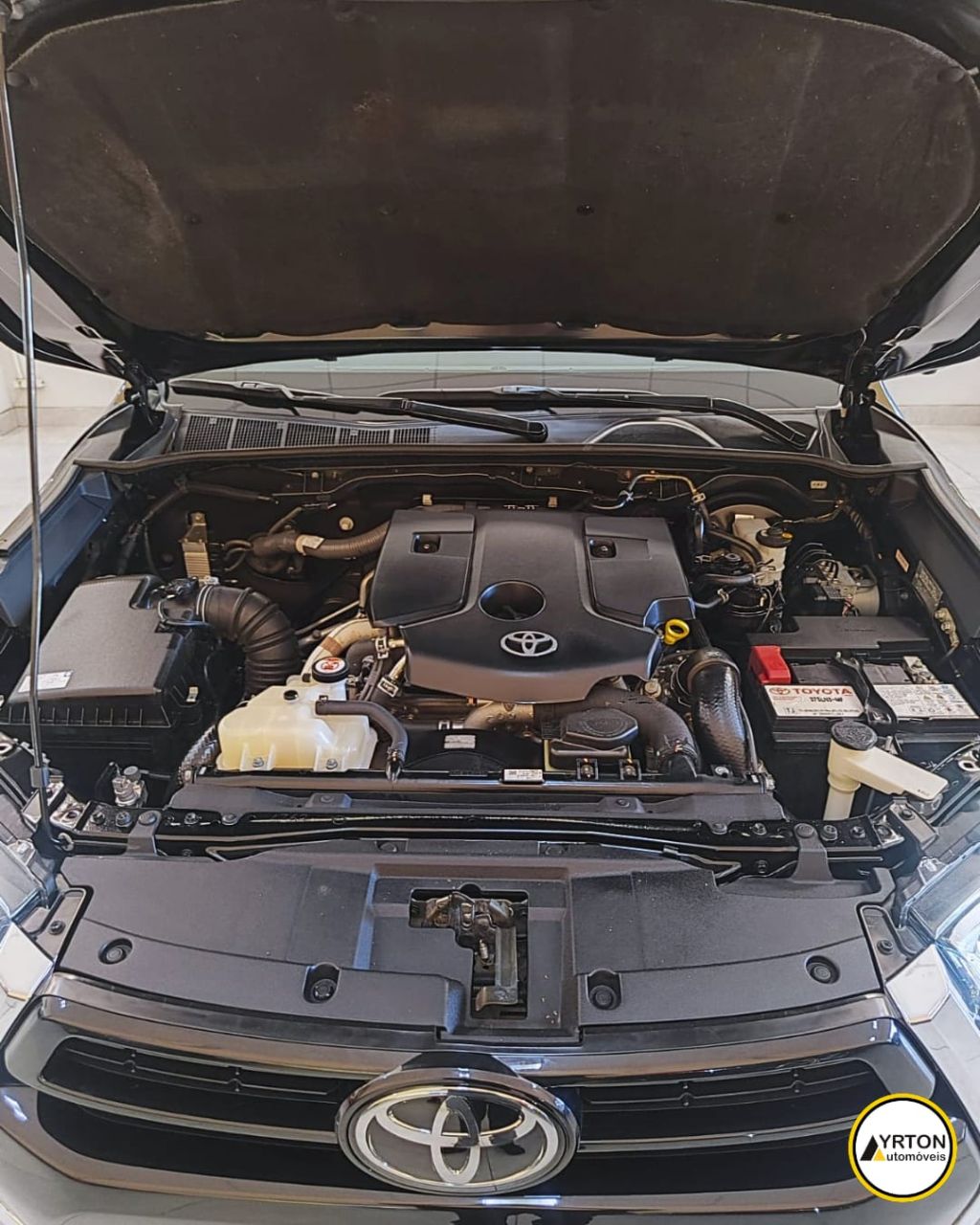 Toyota Hilux Caminhonete 2.8 16v Srx 4x4 Diesel Cabine Dupla Automático Preto 2023 - Ayrton Automóveis