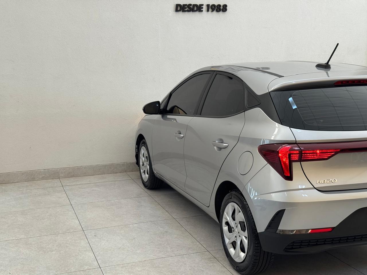 Hyundai Hb 20 Hatch 1.0 12v 4p Flex Comfort Prata 2025 - Ayrton Automóveis