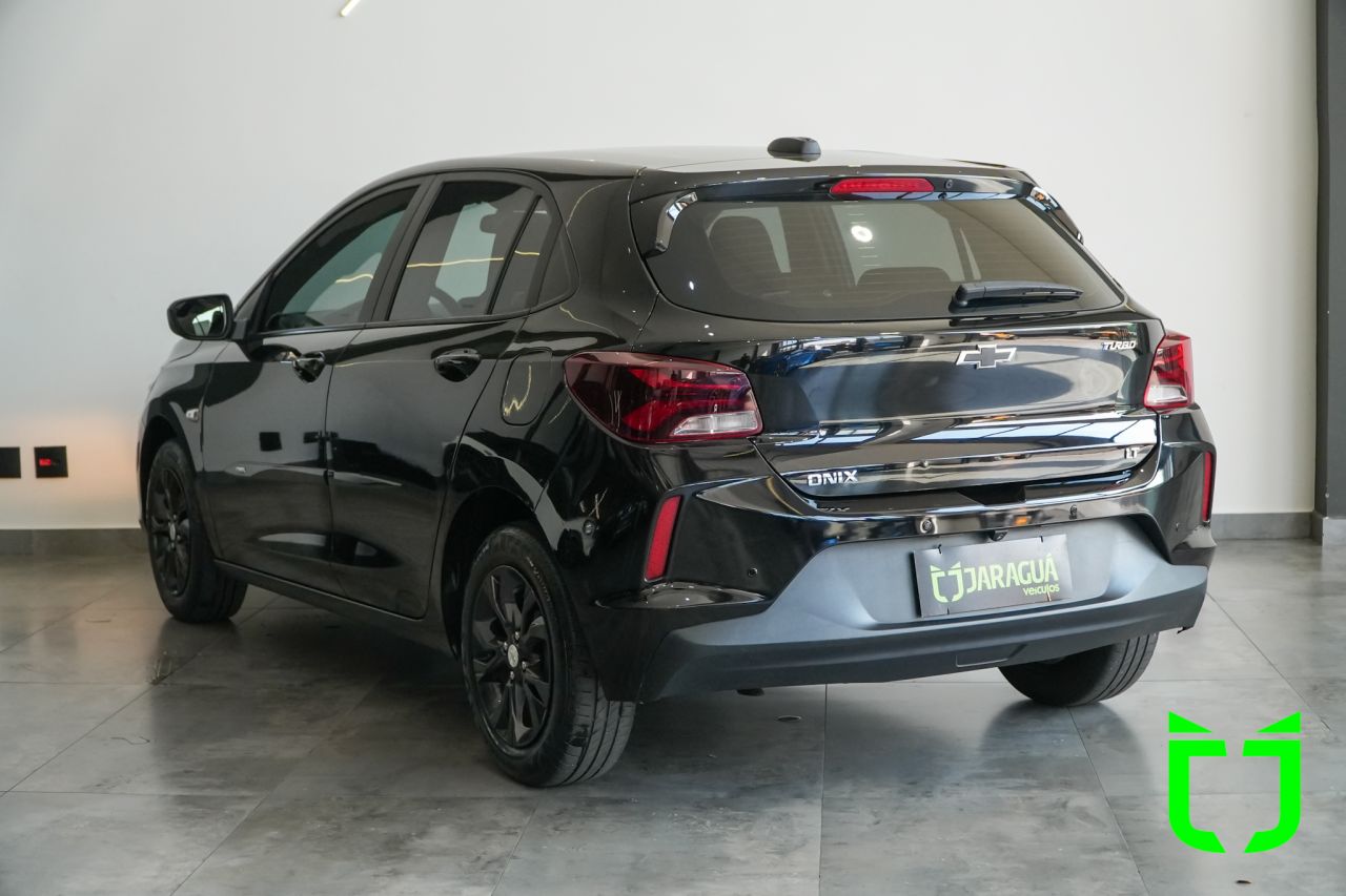 Chevrolet Onix Hatch 1.0 12V 4P FLEX LT TURBO AUTOMÁTICO 2024 Preto - foto 4