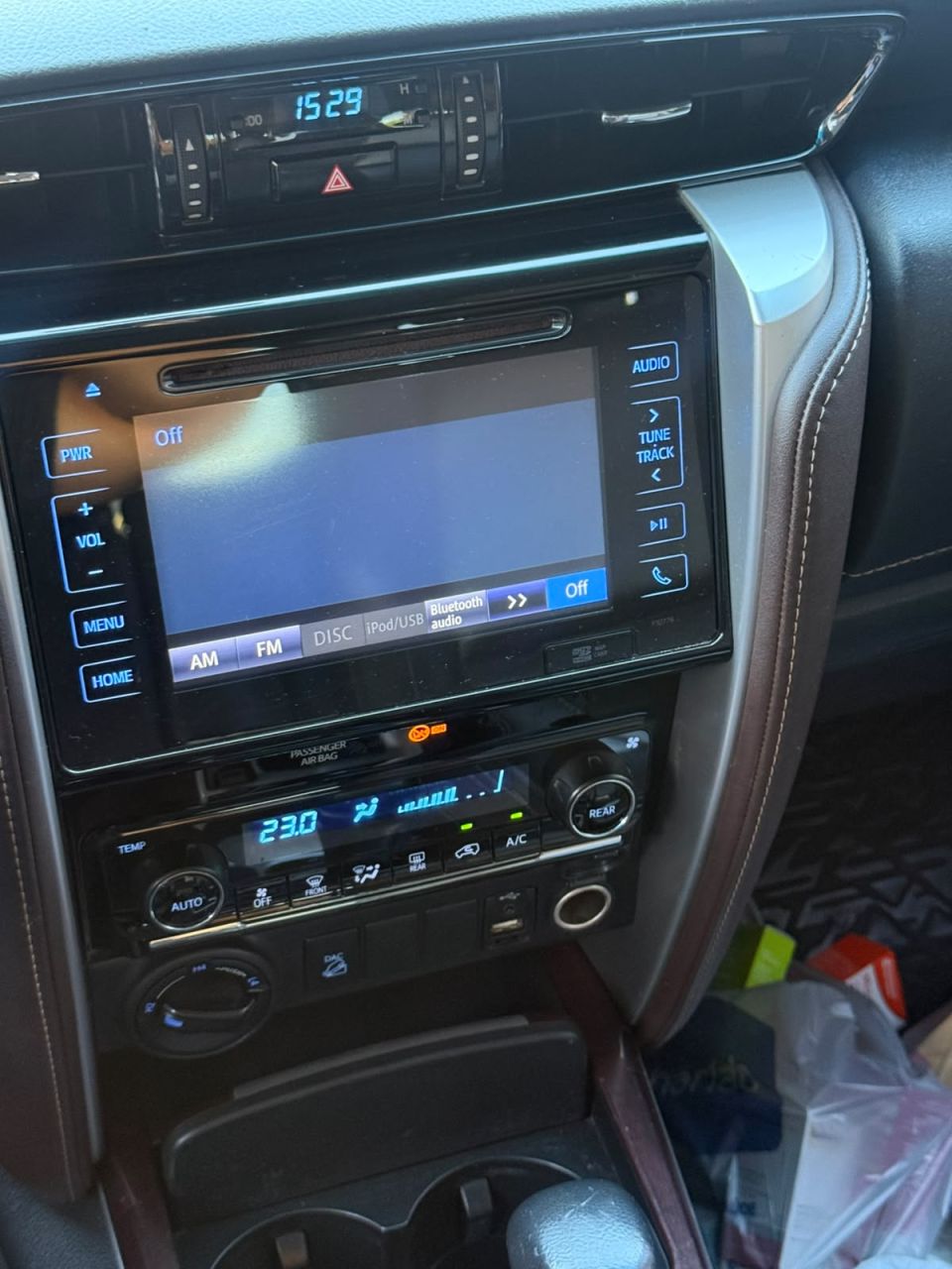 Toyota Hilux SW4 2.8 4P SRX 4X4 TURBO DIESEL AUTOMÁTICO 2019 Cinza - foto 7