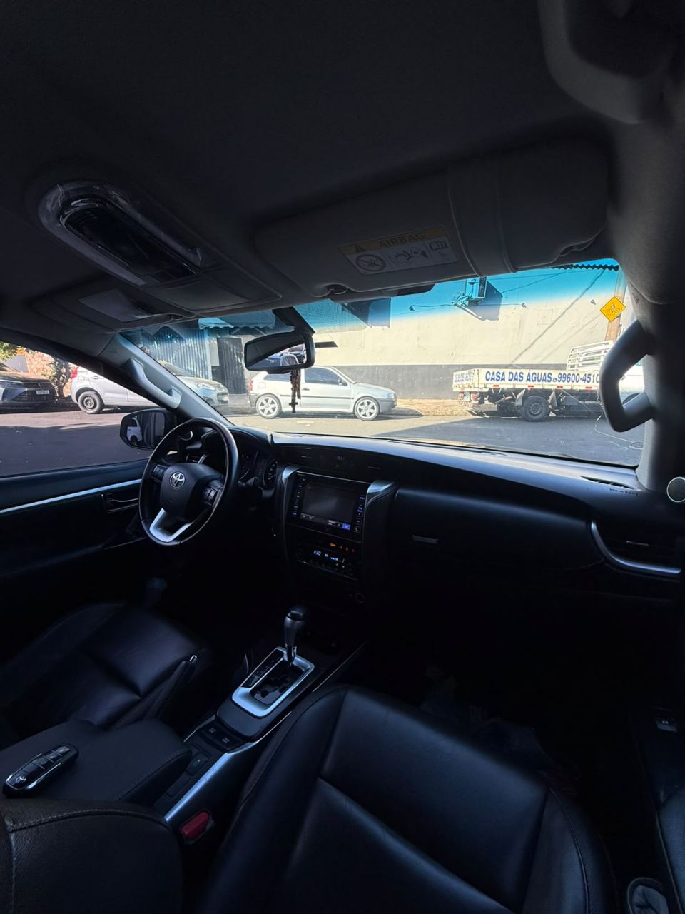 Toyota Hilux SW4 2.8 4P SRX 4X4 TURBO DIESEL AUTOMÁTICO 2019 Cinza - foto 9