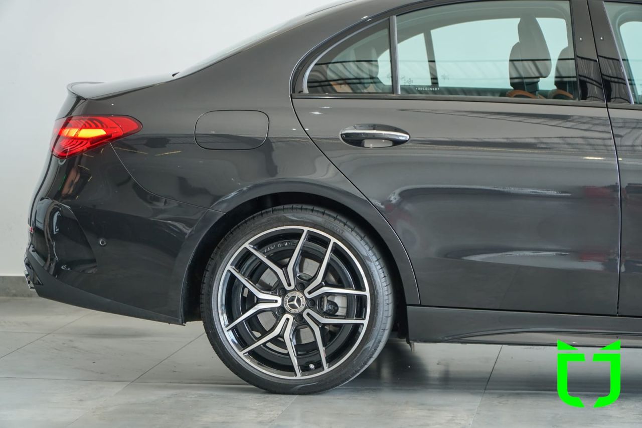 Mercedes-benz C 300 2.0 16V 4P EQ BOOST TURBO HÍBRIDO AMG LINE 9G-TRONIC AUTOMÁTICO 2024 Cinza - foto 8