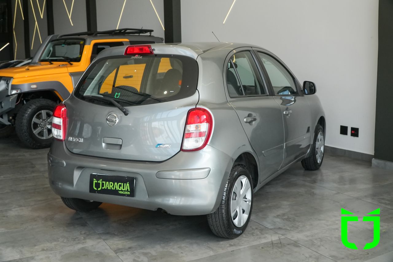 Nissan March 1.0 12V 4P S FLEX 2014 Cinza - foto 6