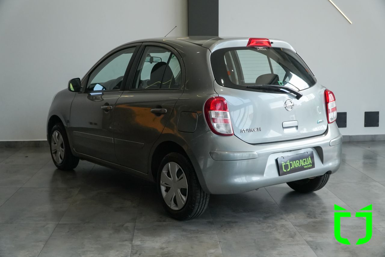 Nissan March 1.0 12V 4P S FLEX 2014 Cinza - foto 4