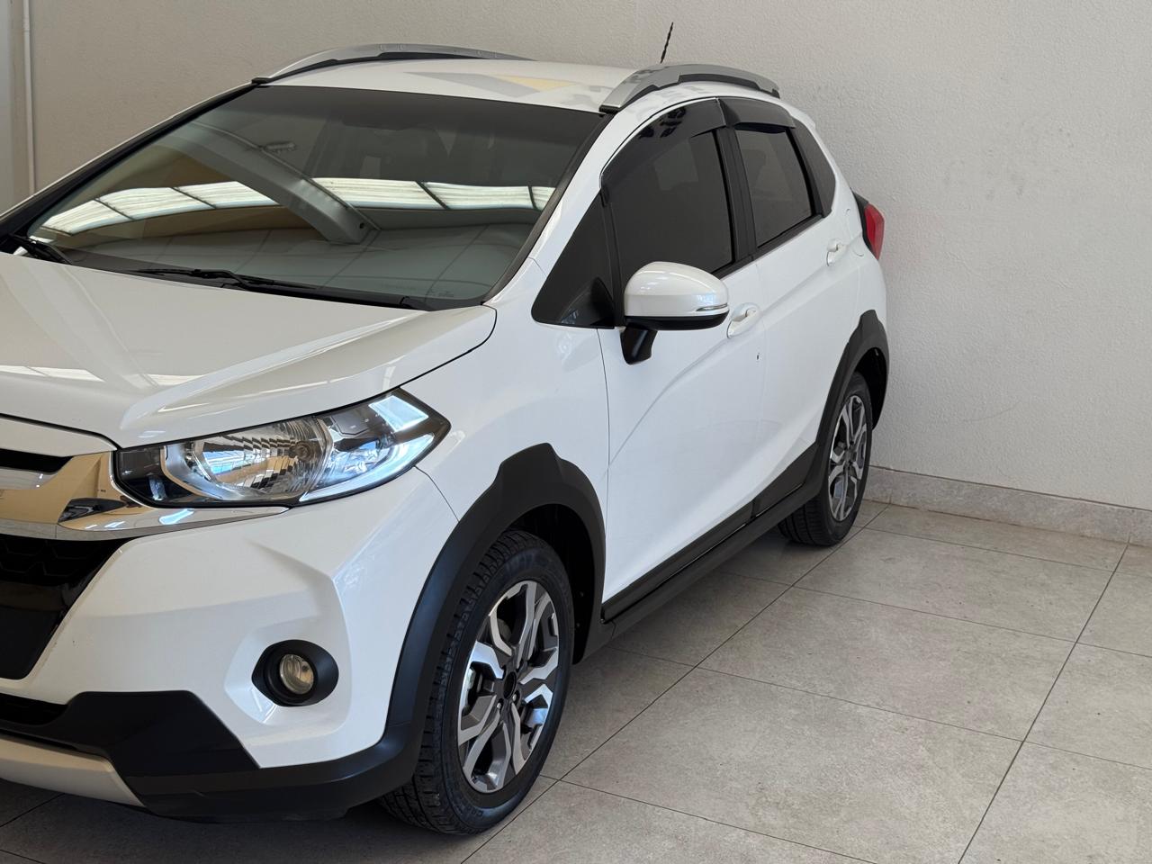 Honda Wr-v 1.5 16v 4p Ex Flex Automático Cvt Branco 2018 - Ayrton Automóveis
