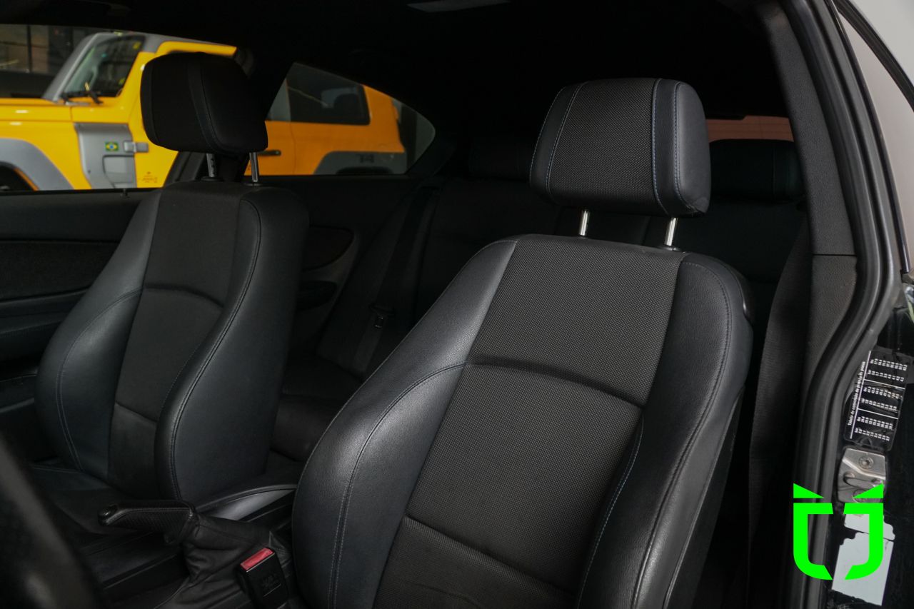 Bmw 118I 2.0 16V 4P HATCH AUTOMÁTICO 2012 Preto - foto 16