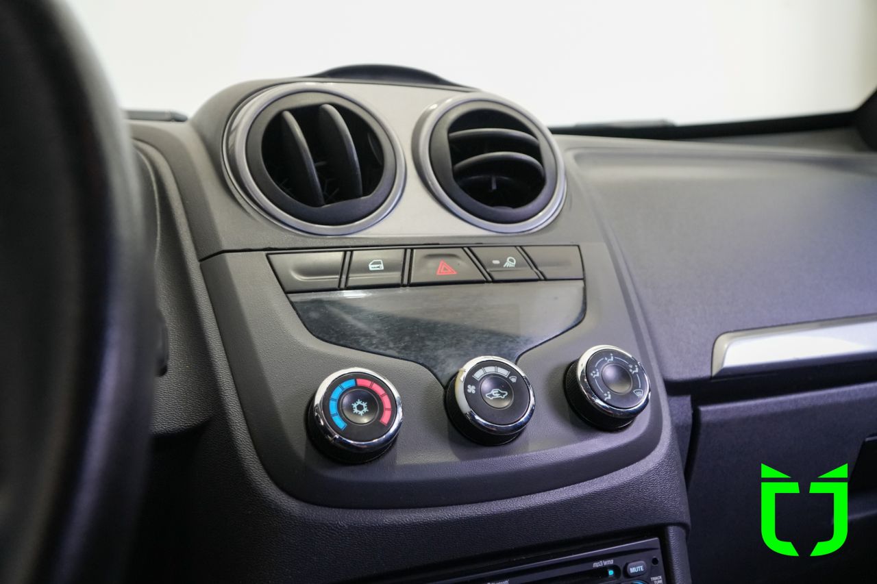 Chevrolet Montana 1.4 FLEX SPORT 2013 Preto - foto 13