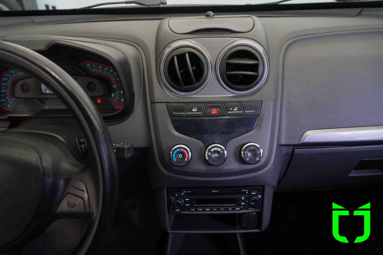 Chevrolet Montana 1.4 FLEX SPORT 2013 Preto - foto 15