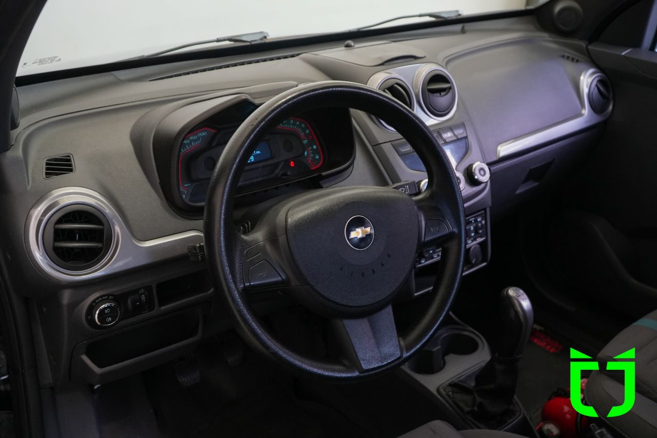 Chevrolet Montana 1.4 FLEX SPORT 2013 Preto - foto 9