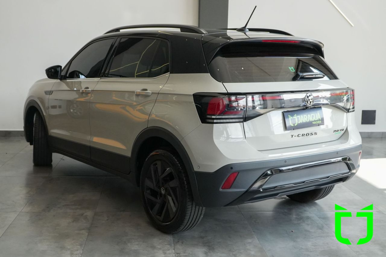 Volkswagen T-Cross 1.4 4P 250 TSI FLEX HIGHLINE AUTOMÁTICO 2025 Cinza - foto 4