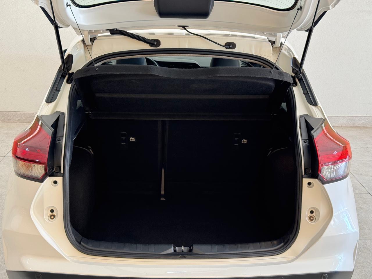 Nissan Kicks 1.6 16v 4p Flexstart Advance Xtronic Automático Cvt Branco 2024 - Ayrton Automóveis