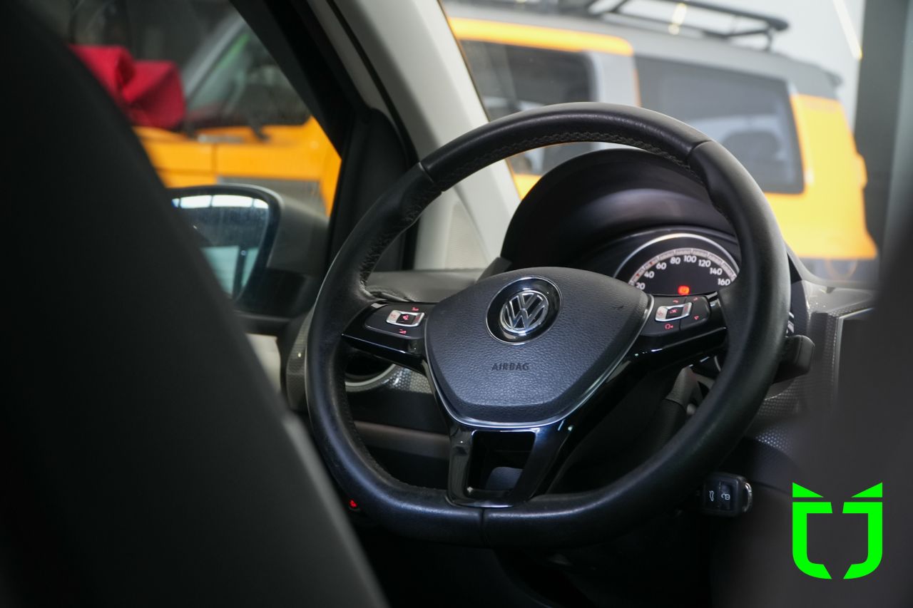 Volkswagen Cross UP 1.0 12V 4P FLEX 2019 Branco - foto 13