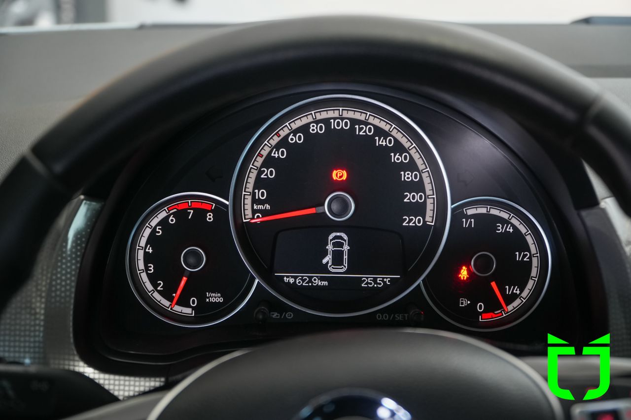Volkswagen Cross UP 1.0 12V 4P FLEX 2019 Branco - foto 14