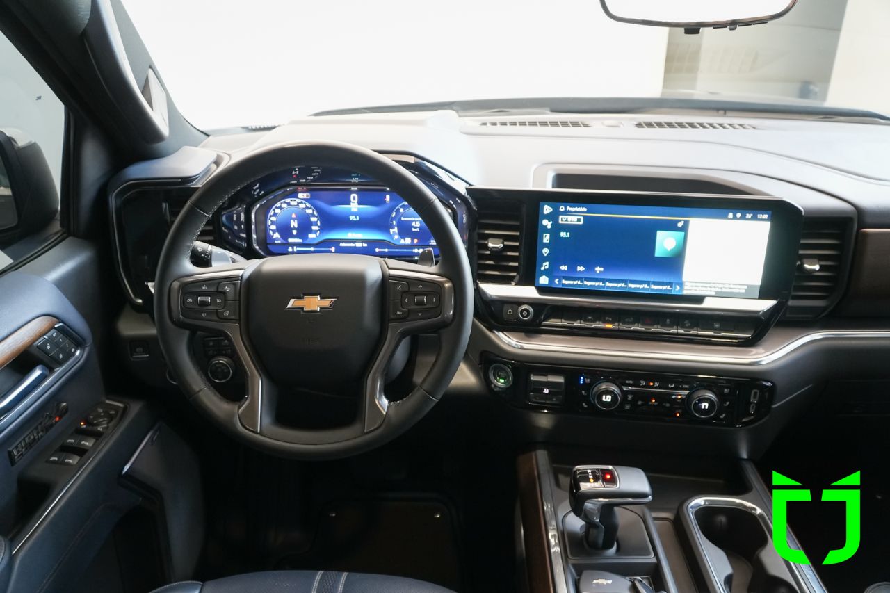 Chevrolet Silverado 5.3 V8 1500 HIGH COUNTRY CABINE DUPLA 4X4 AUTOMÁTICO 2024 Cinza - foto 14