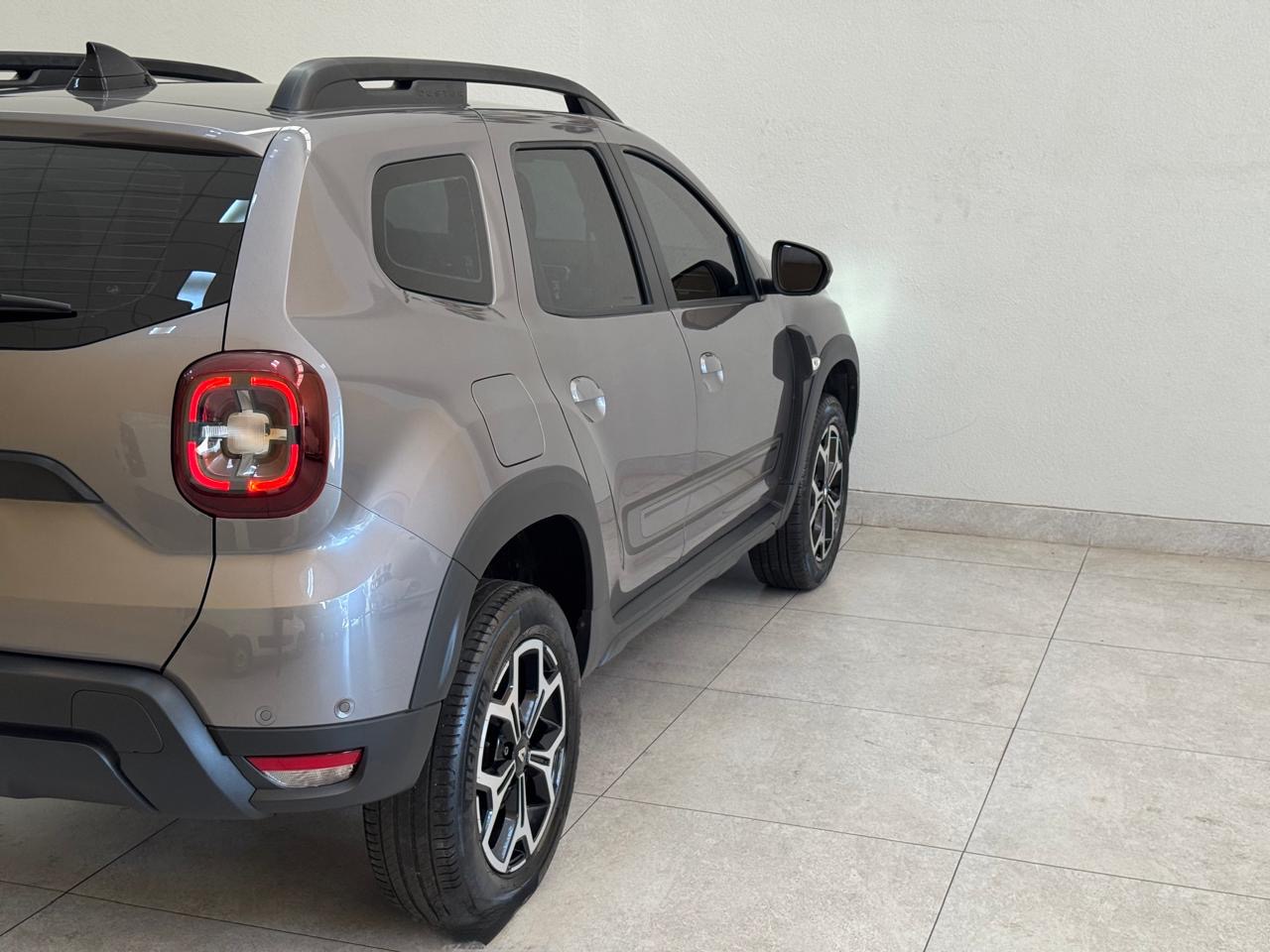 Renault Duster 1.6 16v 4p Flex Sce Iconic X-tronic Automático Cinza 2024 - Ayrton Automóveis