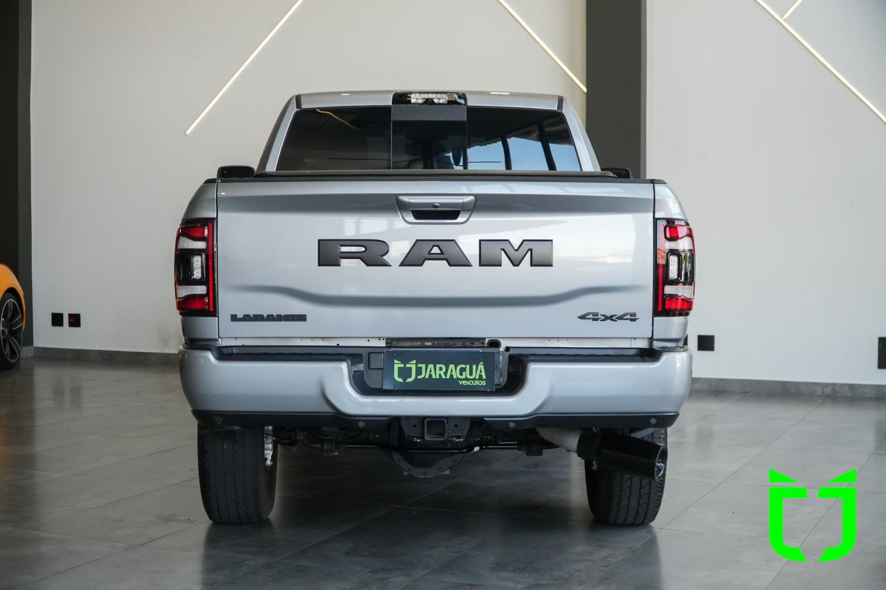 Ram 2500 6.7 I6 24V SLT CABINE DUPLA TURBO DIESEL NIGHT EDITION 4X4 AUTOMÁTICO 2023 Prata - foto 30