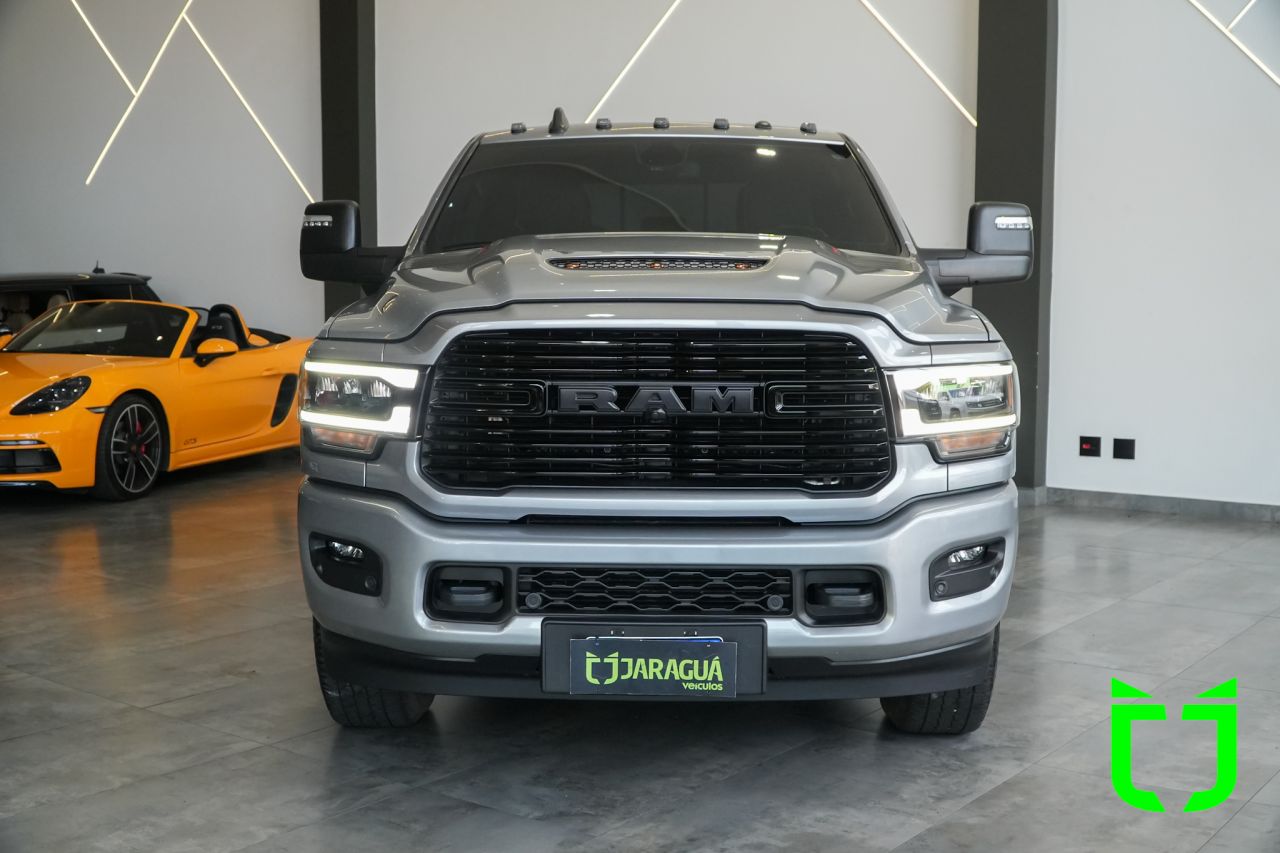 Ram 2500 6.7 I6 24V SLT CABINE DUPLA TURBO DIESEL NIGHT EDITION 4X4 AUTOMÁTICO 2023 Prata - foto 2