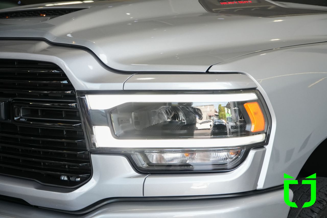 Ram 2500 6.7 I6 24V SLT CABINE DUPLA TURBO DIESEL NIGHT EDITION 4X4 AUTOMÁTICO 2023 Prata - foto 29