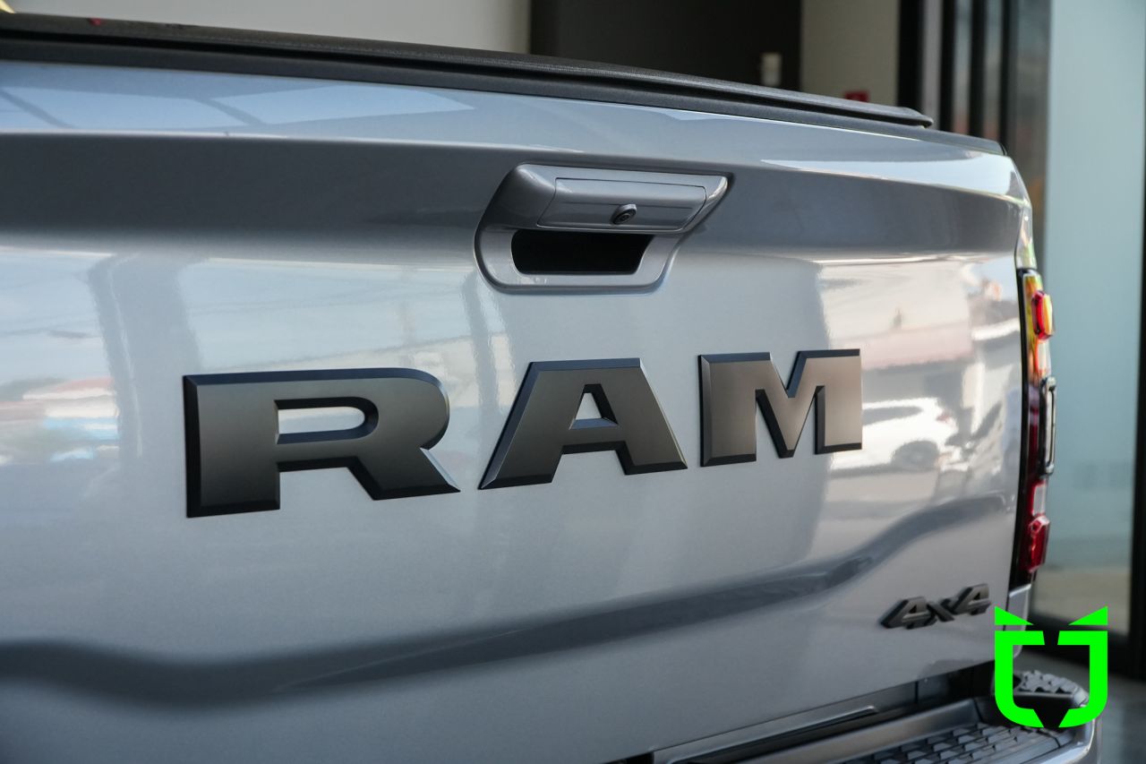 Ram 2500 6.7 I6 24V SLT CABINE DUPLA TURBO DIESEL NIGHT EDITION 4X4 AUTOMÁTICO 2023 Prata - foto 8