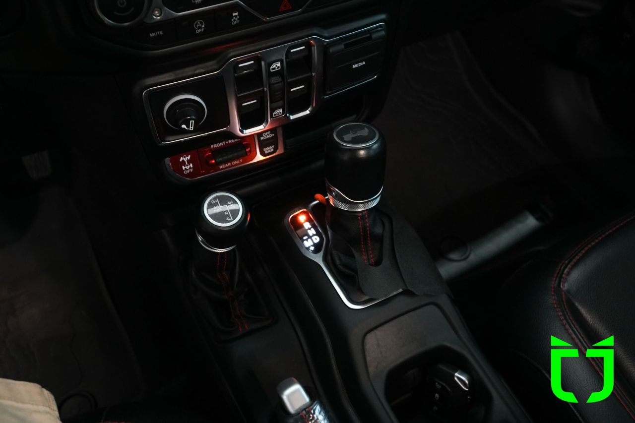 Jeep Wrangler 2.0 16V 4P RUBICON 4X4 TURBO AUTOMÁTICO 2021 Cinza - foto 14