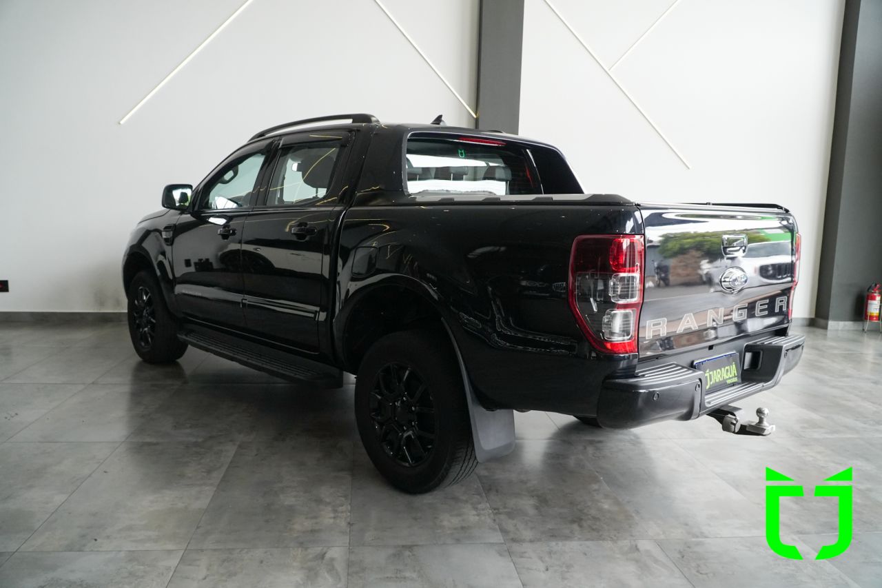 Ford Ranger 2.2 16V BLACK DIESEL CABINE DUPLA AUTOMÁTICO 2022 Preto - foto 4