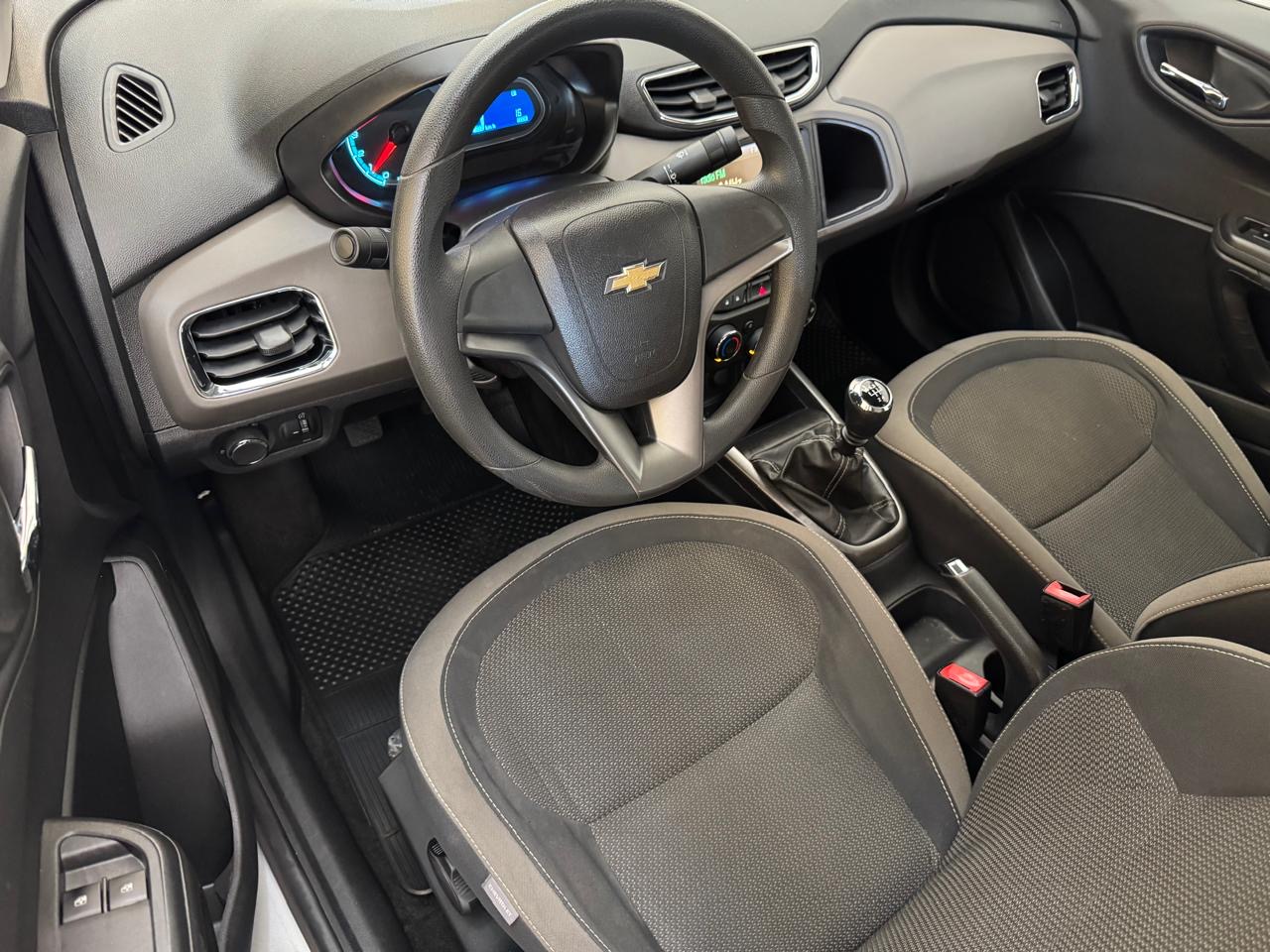 Chevrolet Prisma 1.4 4p Lt Flex Prata 2014 - Ayrton Automóveis