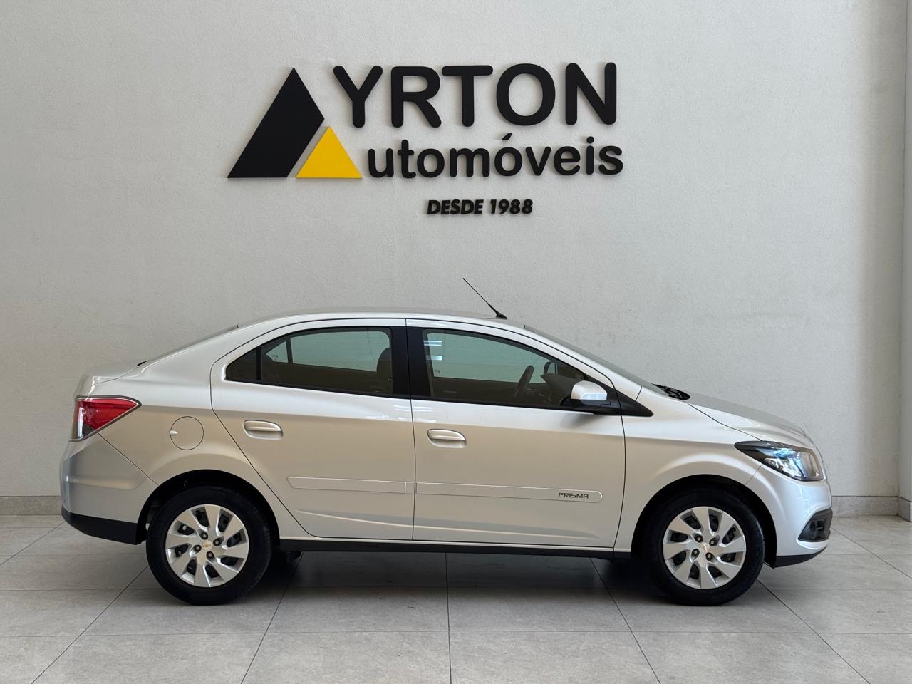 Chevrolet Prisma 1.4 4p Lt Flex Prata 2014 - Ayrton Automóveis
