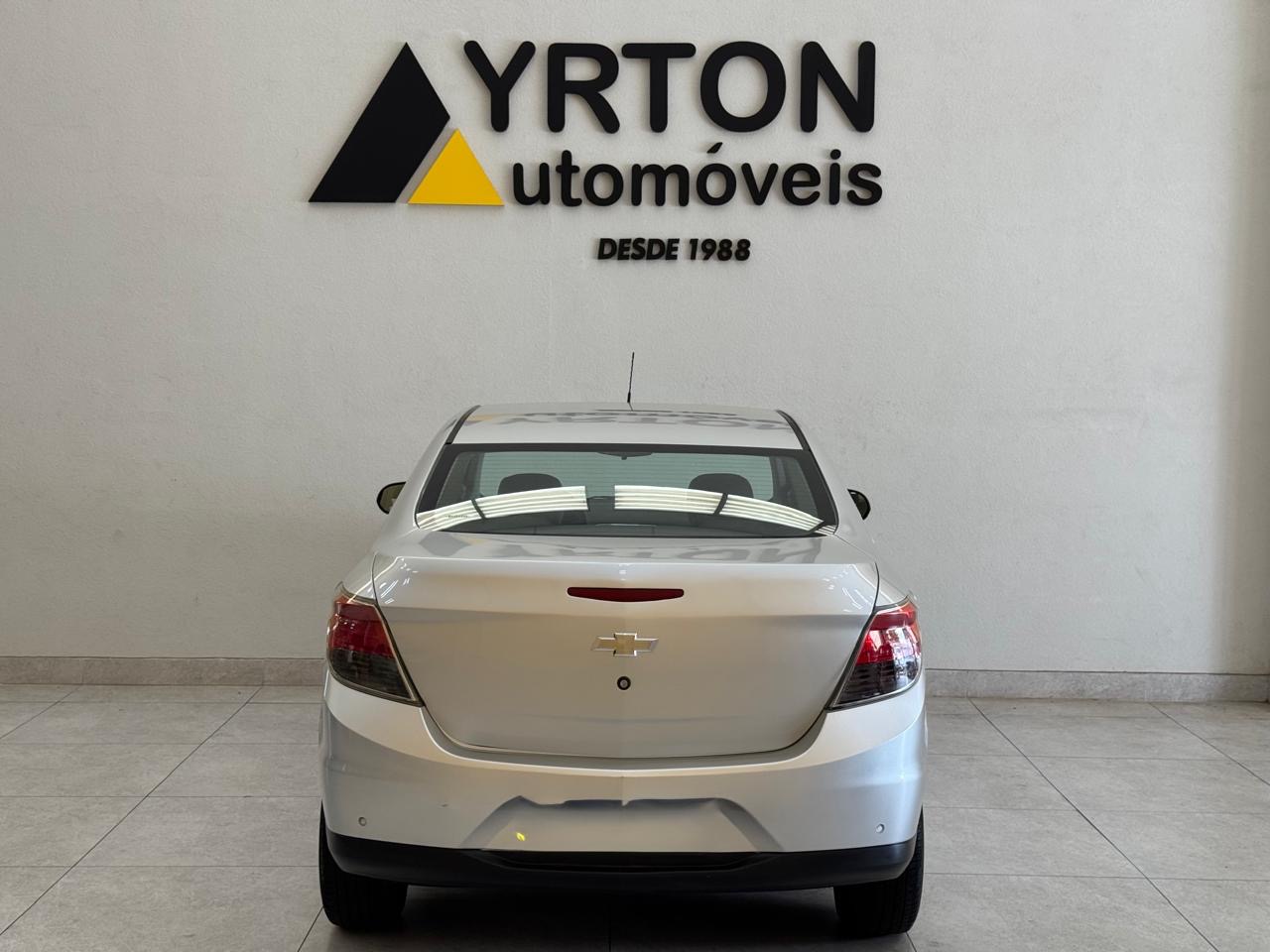 Chevrolet Prisma 1.4 4p Lt Flex Prata 2014 - Ayrton Automóveis