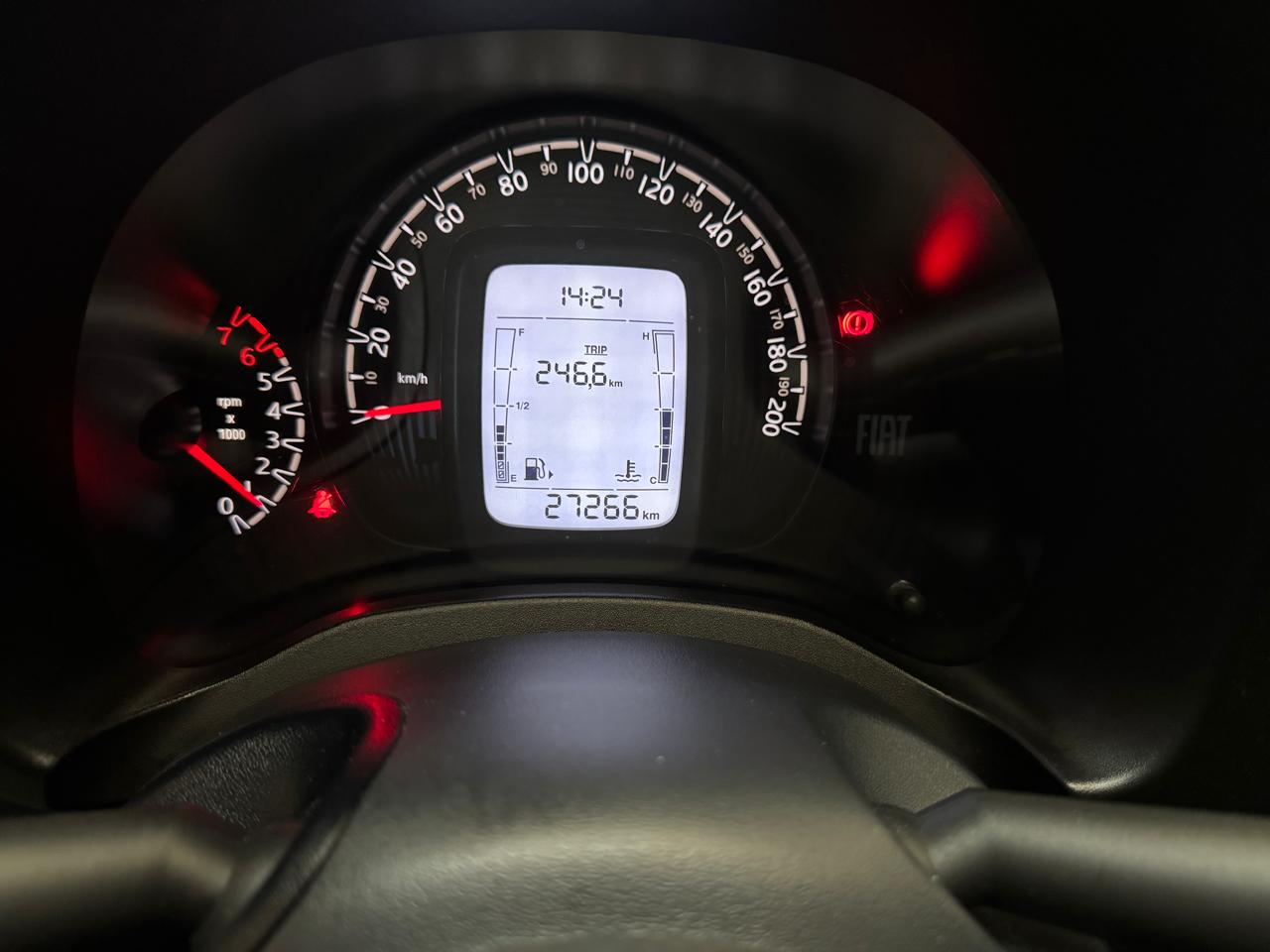 Fiat Mobi 1.0 4p Flex Evo Trekking Branco 2022 - Ayrton Automóveis