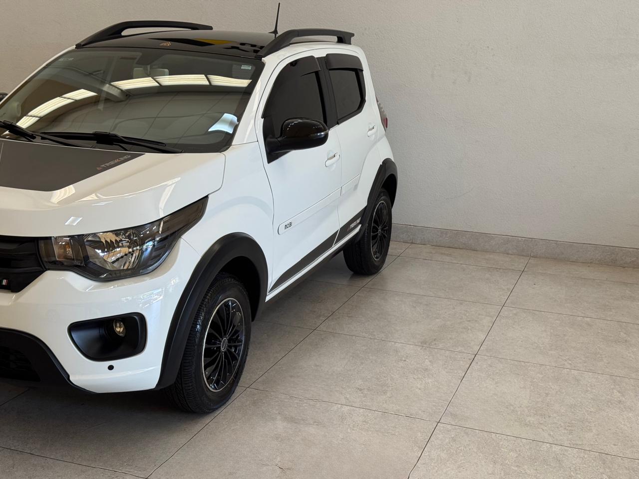 Fiat Mobi 1.0 4p Flex Evo Trekking Branco 2022 - Ayrton Automóveis