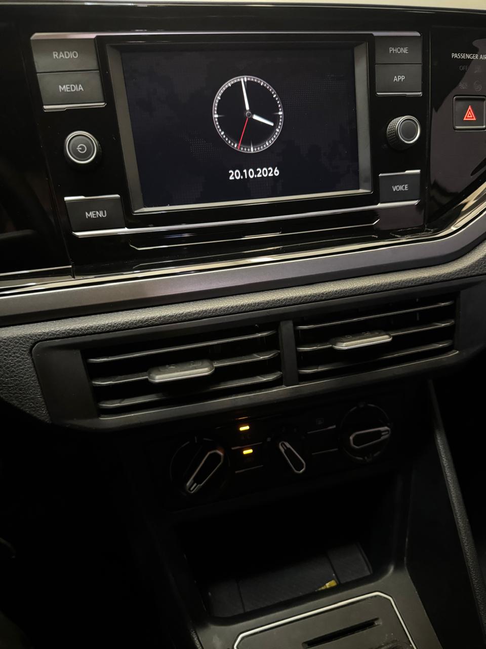 Volkswagen Nivus 1.0 4p Flex 200 Tsi Comfortline Turbo Automático Branco 2023 - Ayrton Automóveis