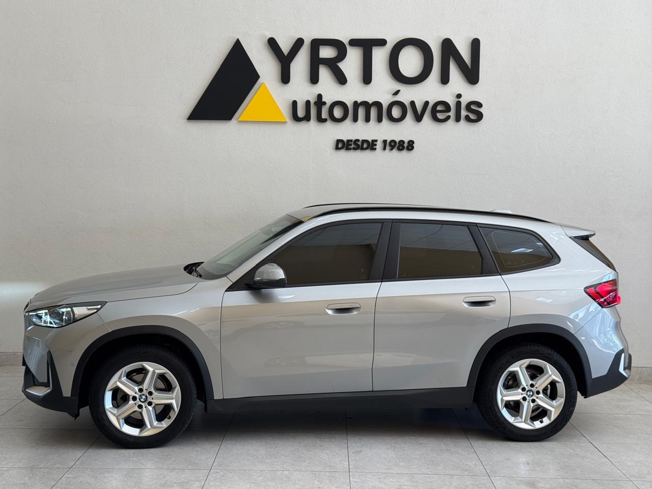 Bmw X1 1.5 12v Sdrive18i Gp Steptronic Turbo Automático Prata 2023 - Ayrton Automóveis