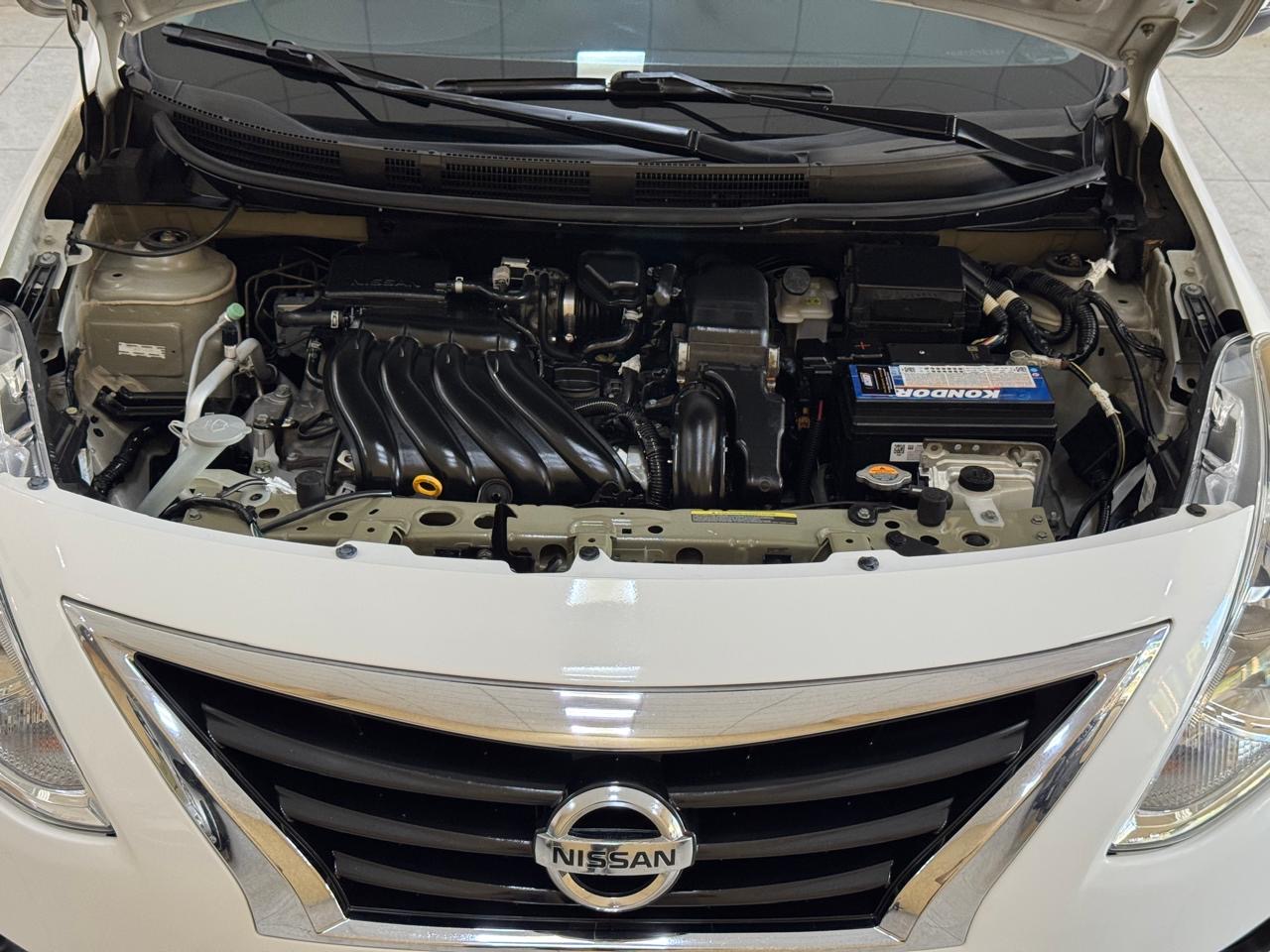 Nissan Versa Sedan 1.6 16v 4p Sl Flex Xtronic Automático Cvt Branco 2019 - Ayrton Automóveis