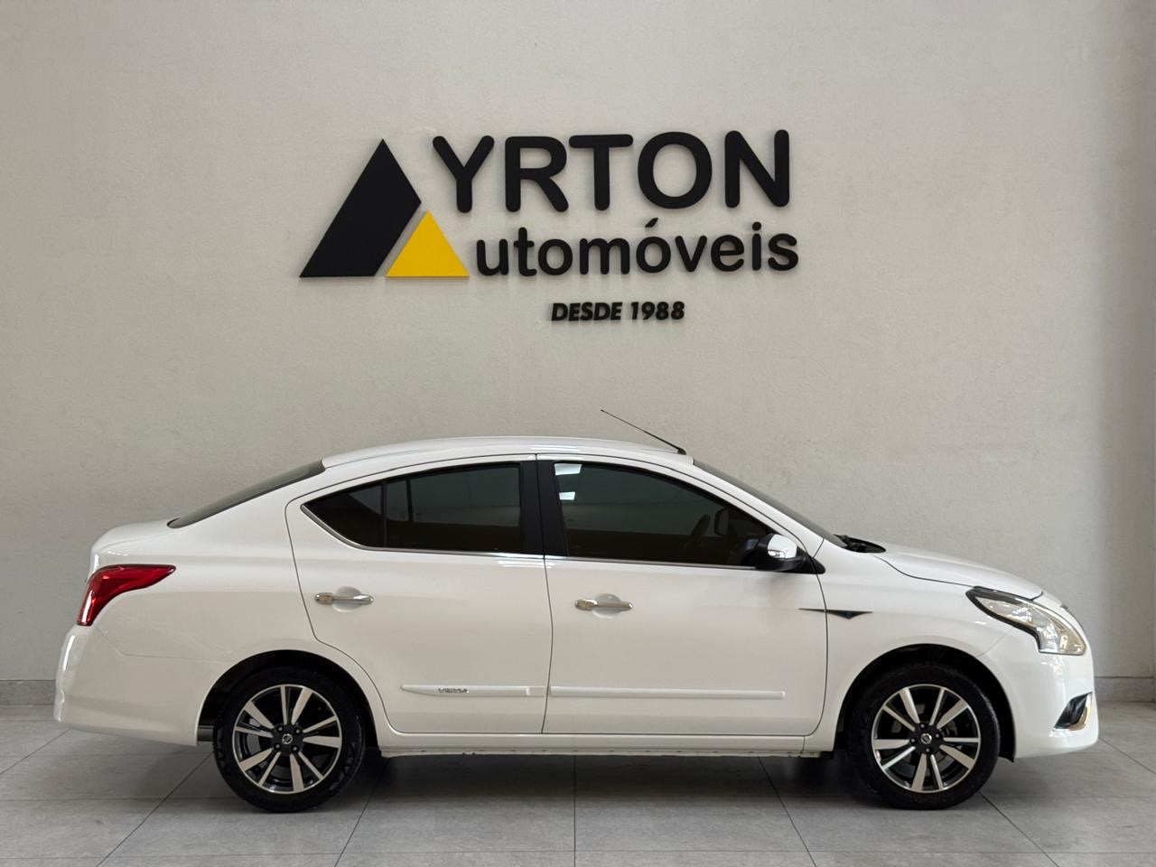 Nissan Versa Sedan 1.6 16v 4p Sl Flex Xtronic Automático Cvt Branco 2019 - Ayrton Automóveis