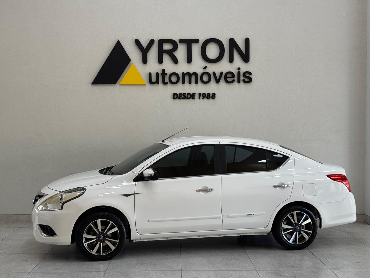 Nissan Versa Sedan 1.6 16v 4p Sl Flex Xtronic Automático Cvt Branco 2019 - Ayrton Automóveis