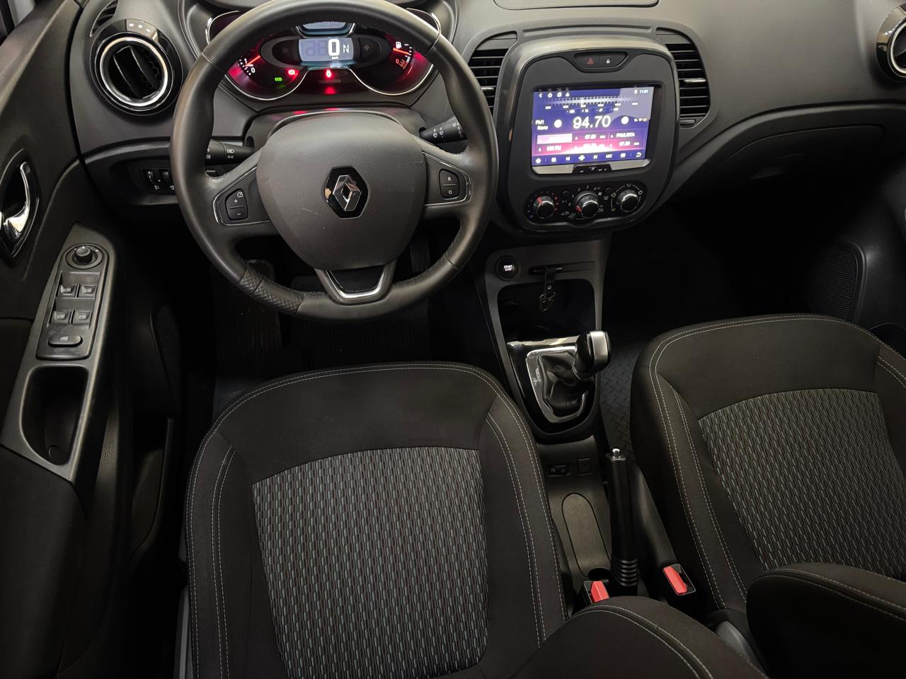Renault Captur 1.6 16v 4p Flex Sce Life X-tronic Cvt Branco 2019 - Ayrton Automóveis