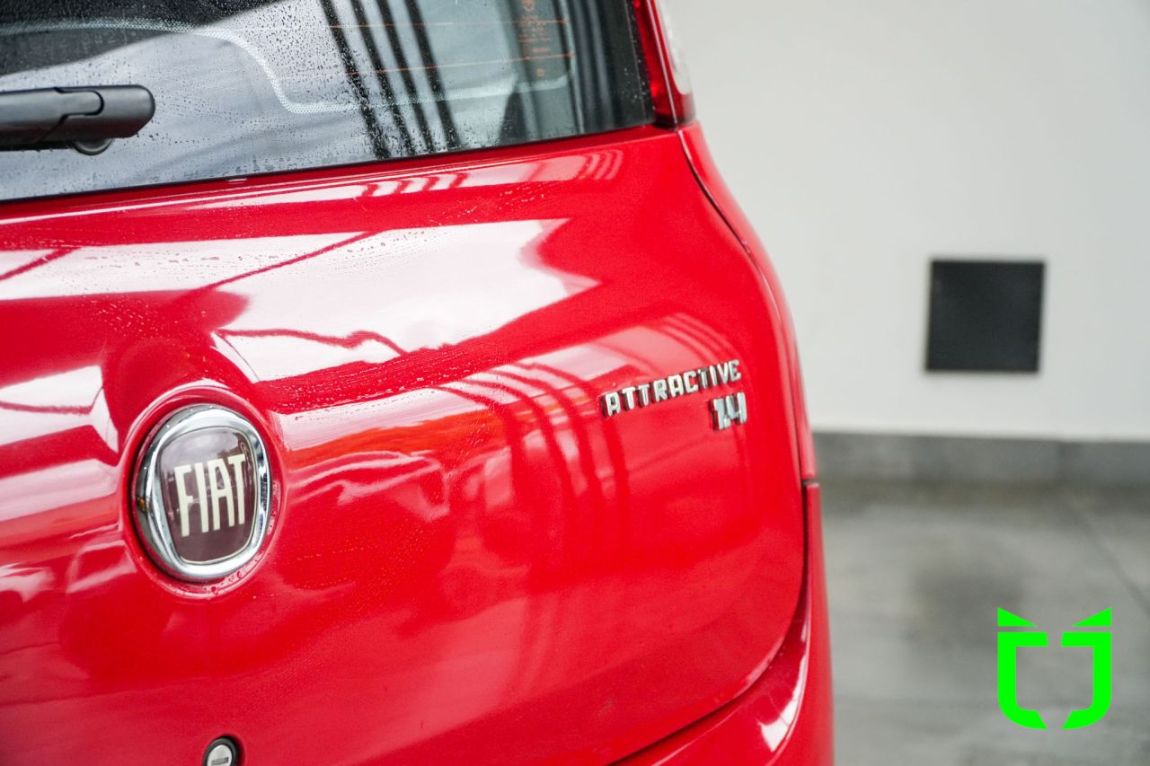 Fiat Uno 1.4 4P FLEX ATTRACTIVE 2012 Vermelho - foto 7