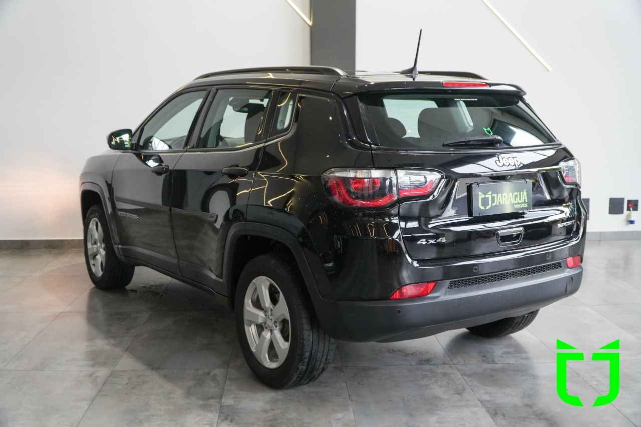 Jeep Compass 2.0 16V 4P FLEX SPORT 4X4 AUTOMÁTICO 2018 Preto - foto 4