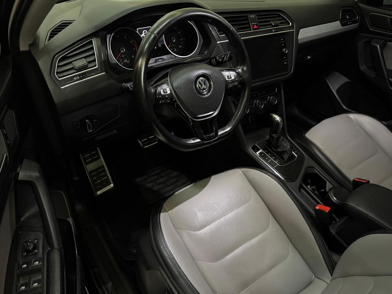 Volkswagen Tiguan 1.4 250 Tsi Total Flex Allspace Turbo Automático Tiptronic Preto 2018 - Ayrton Automóveis
