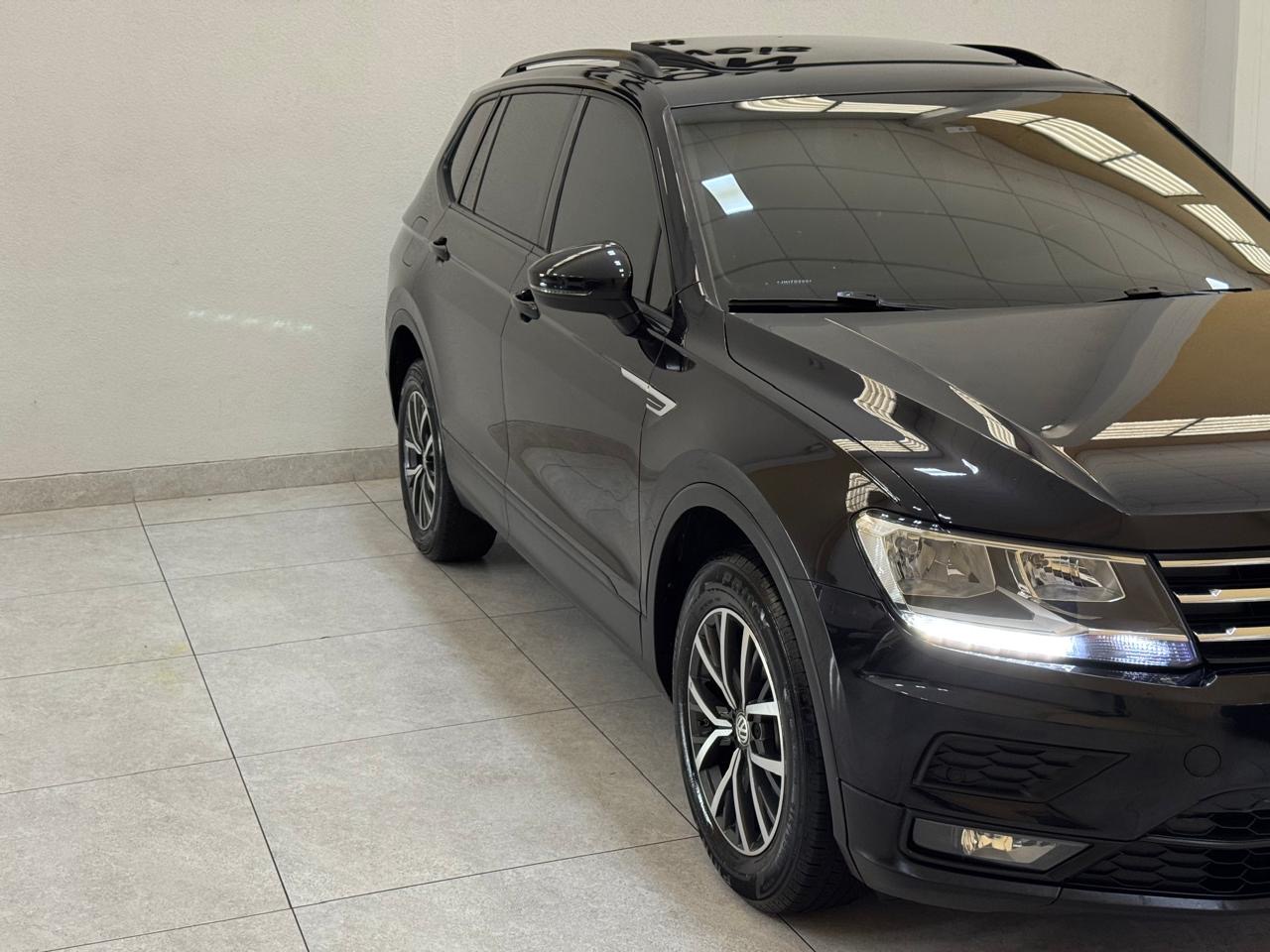 Volkswagen Tiguan 1.4 250 Tsi Total Flex Allspace Turbo Automático Tiptronic Preto 2018 - Ayrton Automóveis