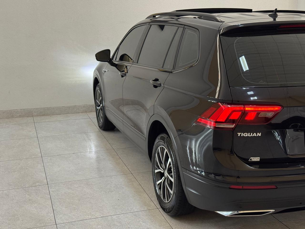 Volkswagen Tiguan 1.4 250 Tsi Total Flex Allspace Turbo Automático Tiptronic Preto 2018 - Ayrton Automóveis