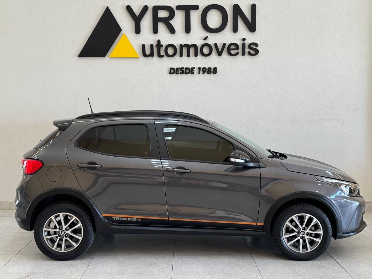 Fiat Argo 1.3 4p Flex Firefly Trekking Automático Cvt Cinza 2025 - Ayrton Automóveis