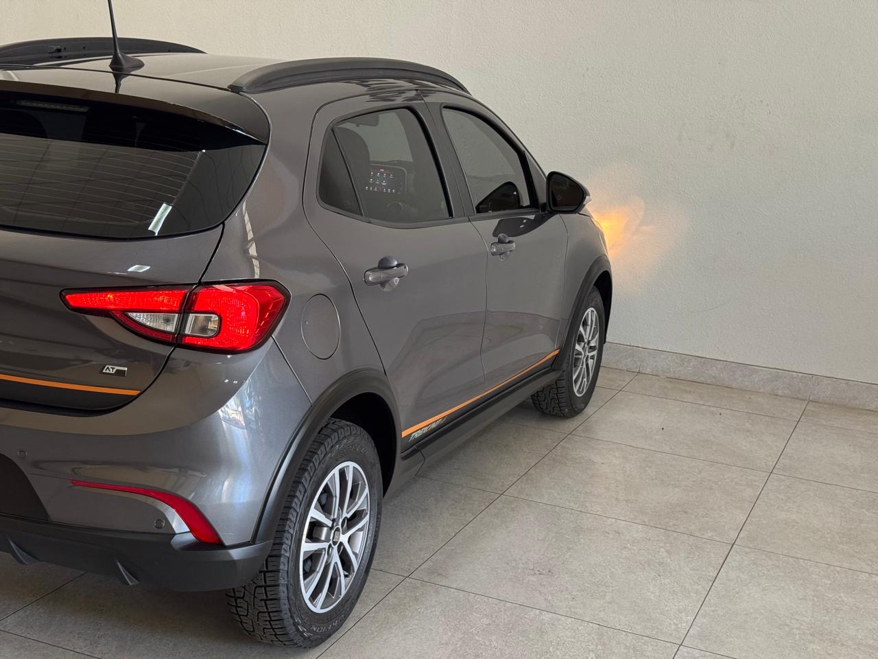 Fiat Argo 1.3 4p Flex Firefly Trekking Automático Cvt Cinza 2025 - Ayrton Automóveis