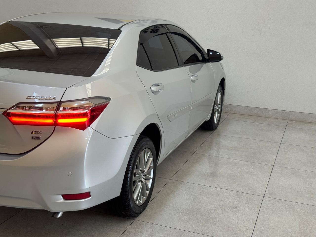 Toyota Corolla 1.8 16v 4p Gli Flex Upper Prata 2019 - Ayrton Automóveis