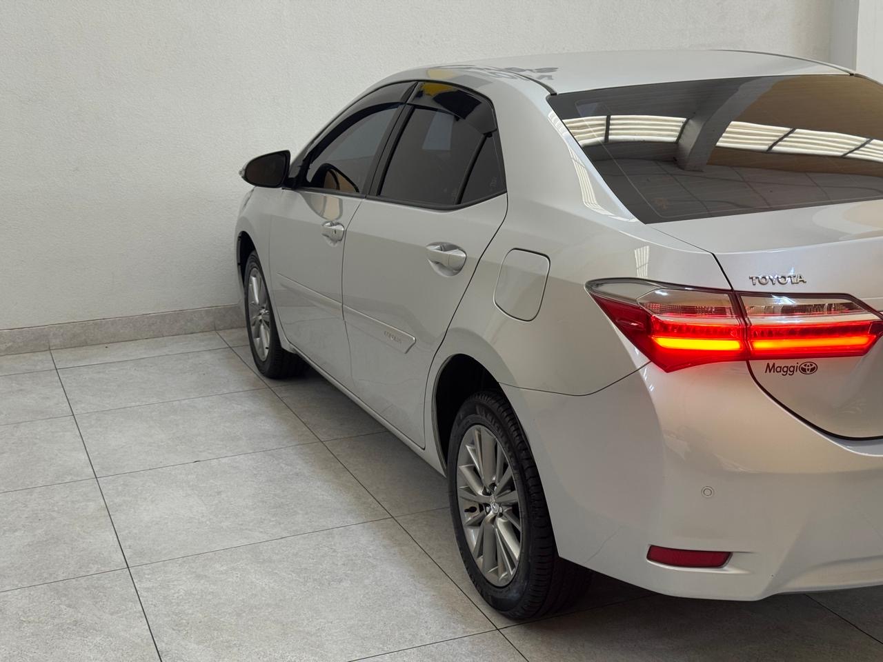 Toyota Corolla 1.8 16v 4p Gli Flex Upper Prata 2019 - Ayrton Automóveis
