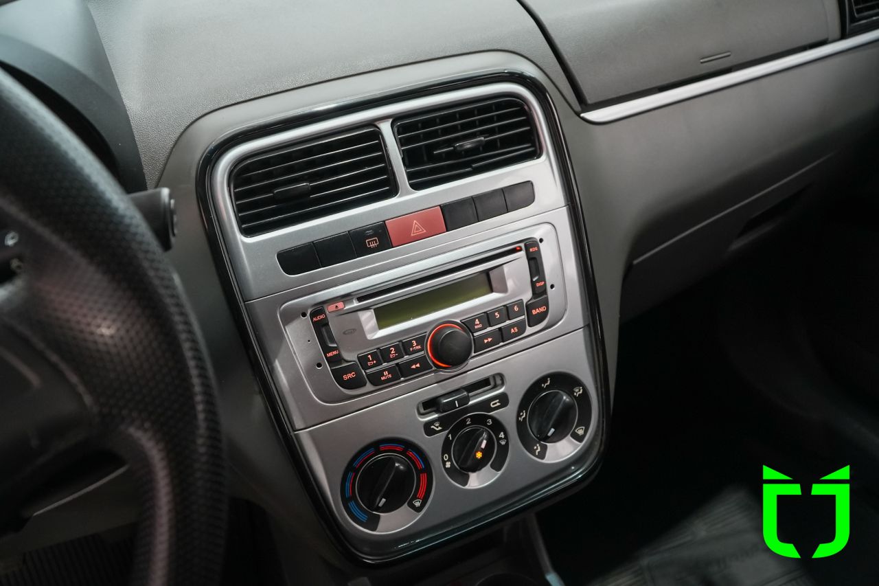 Fiat Punto 1.4 4P ATTRACTIVE FLEX 2012 Cinza - foto 10