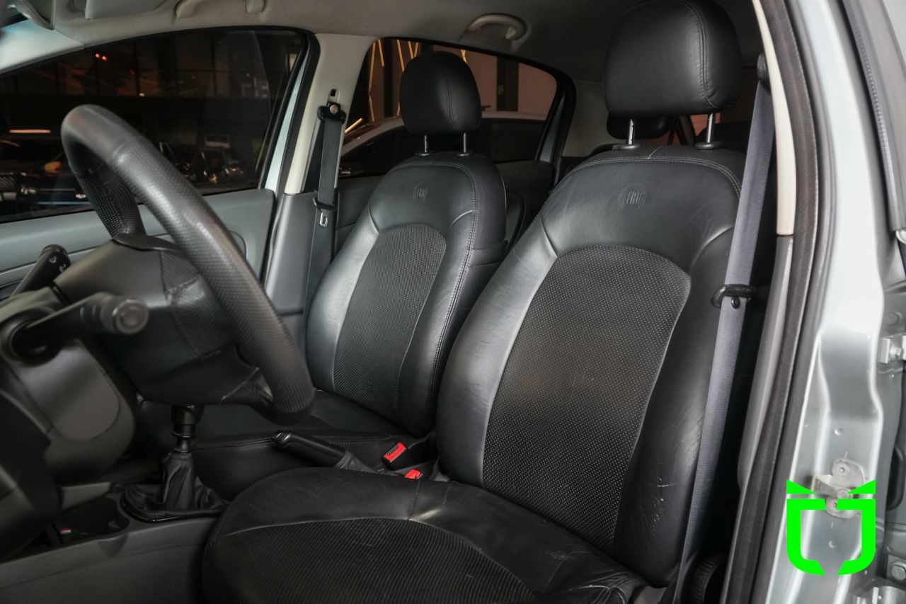 Fiat Punto 1.4 4P ATTRACTIVE FLEX 2012 Cinza - foto 15